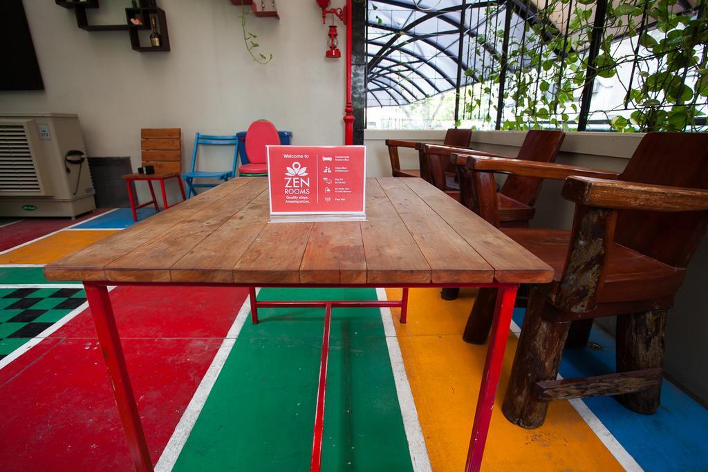 Zen Rooms Silom Soi 17 Bangkok Zewnętrze zdjęcie