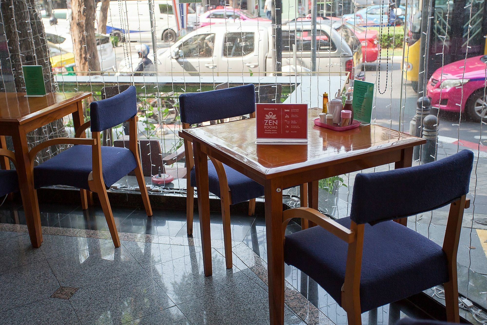 Zen Rooms Silom Soi 17 Bangkok Zewnętrze zdjęcie